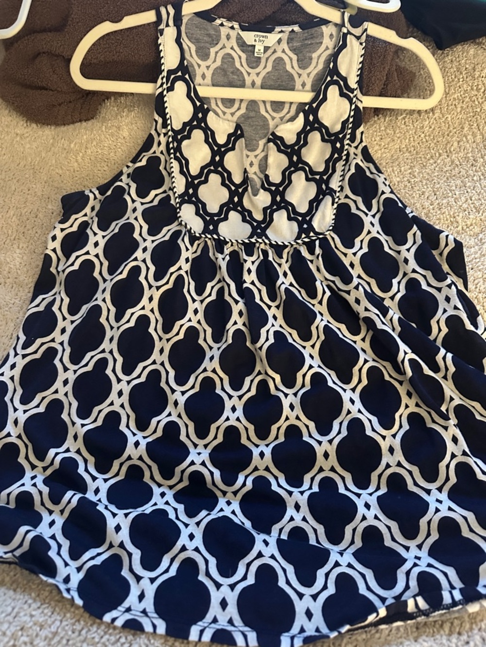 Crown and Ivy navy and white tank. Size medium, EUC